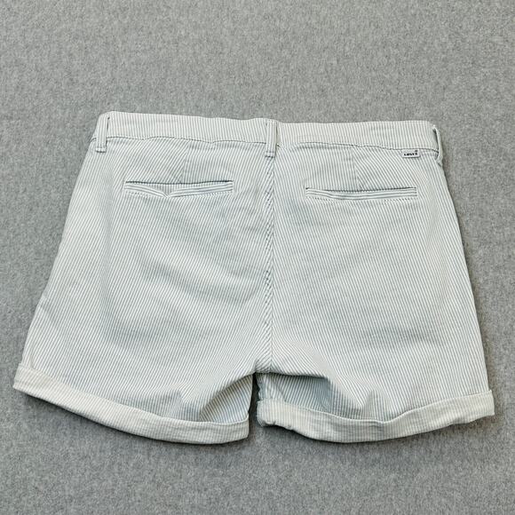 Levi's Shorts WMNS 31 White Blue Pin Stripe Rolled Hem Classic Mid-Rise Stretch - Picture 5 of 8